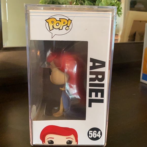Funko POP! Disney Princess Ariel - Picture 4 of 8